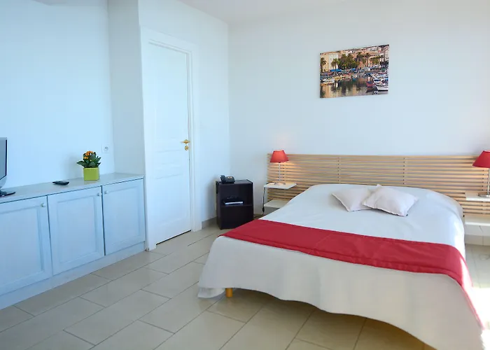 公寓式酒店 加兰克酒店 3*