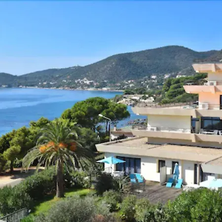 شقة فندقية Les Calanques 3*