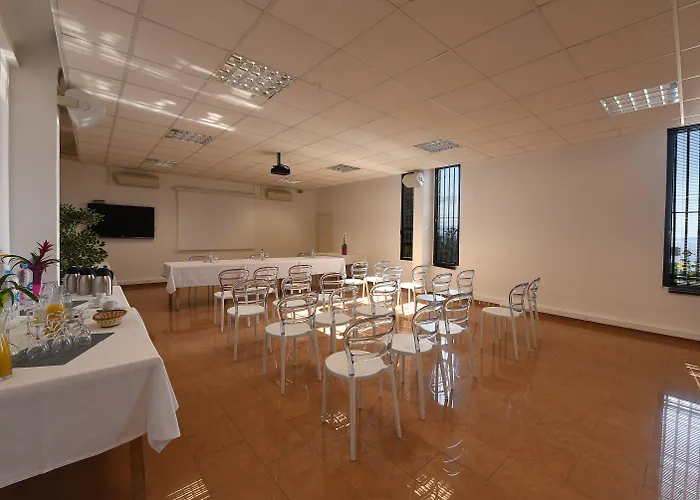 Apartmanhotel Les Calanques 3*