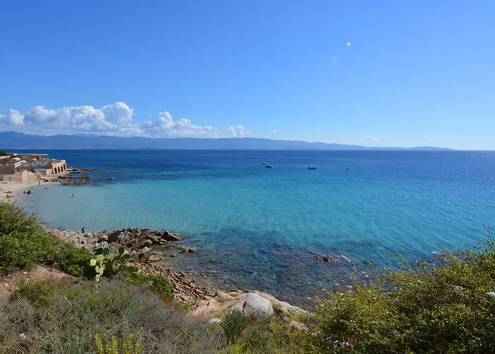 Les Calanques Aparthotel 3*