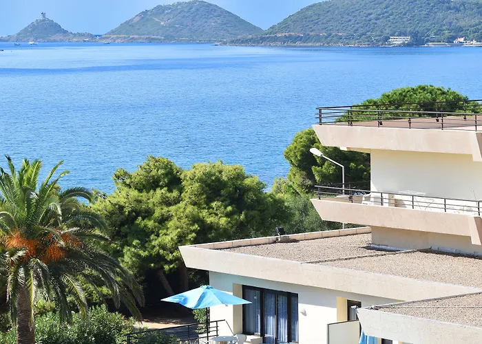 Les Calanques Apartmanhotel 3*